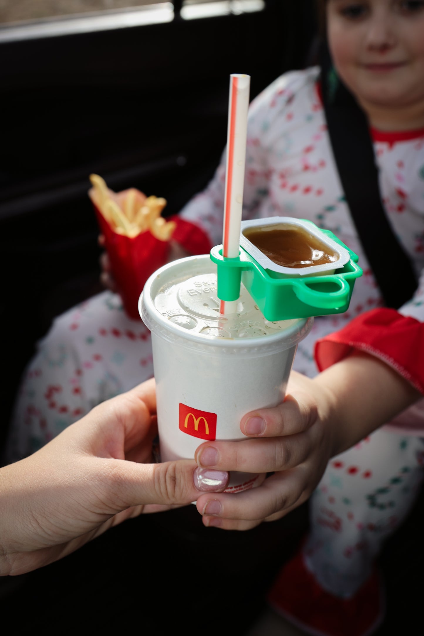 Stay Saucy™ Dipping Sauce Holder (4-Pack) (90's Christmas)